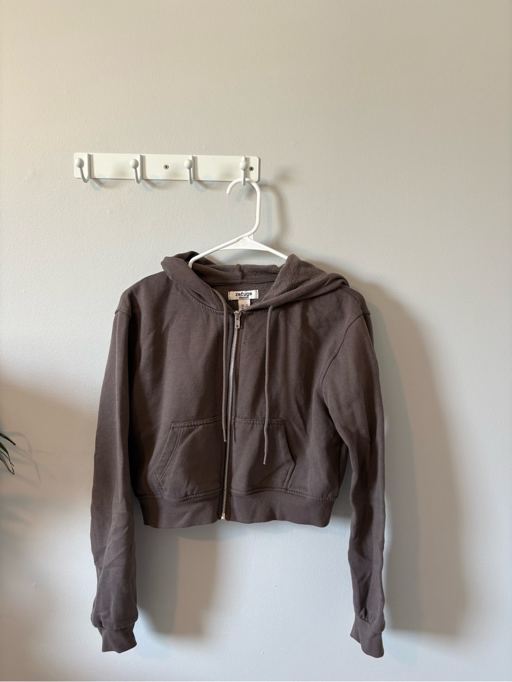 refuge Cropped Zip Hoodie in Brown